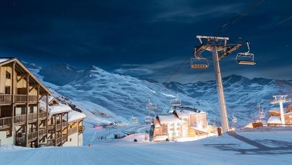 Résidence Montana Plein Sud vue de nuit à Val Thorens