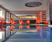 Hôtel piscine ski val thorens