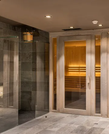 Sauna dans le spa du chalet Skadi à Val d'Isère